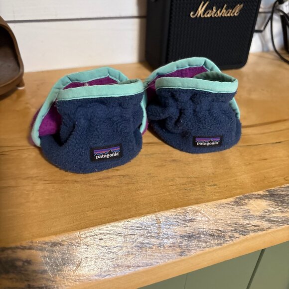 Patagonia Other - Patagonia Fleece Baby Booties – 12–24 Months